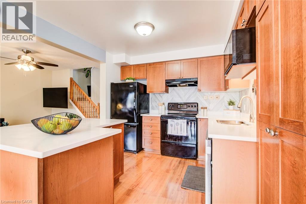 14 Schueller Street, Kitchener, Ontario  N2K 3W1 - Photo 13 - 40814120