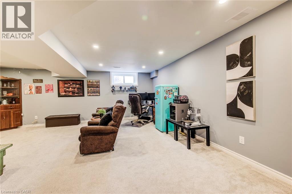 14 Schueller Street, Kitchener, Ontario  N2K 3W1 - Photo 26 - 40814120