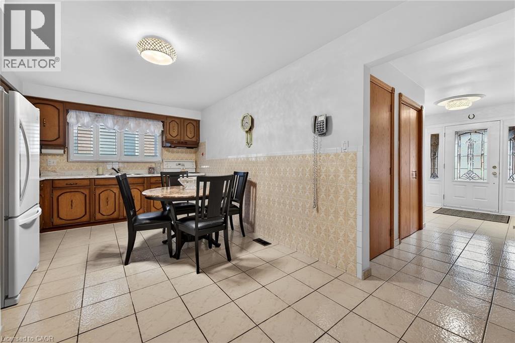 15 Fairington Crescent, Hamilton, Ontario  L8E 3N3 - Photo 10 - 40812902