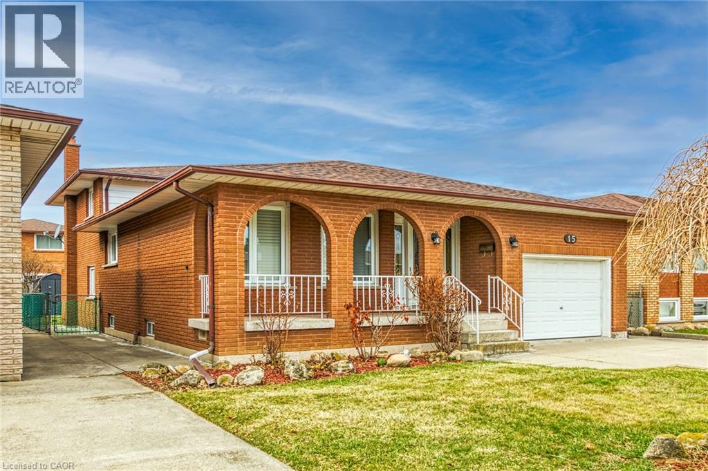 15 Fairington Crescent, Hamilton, Ontario  L8E 3N3 - Photo 4 - 40812902