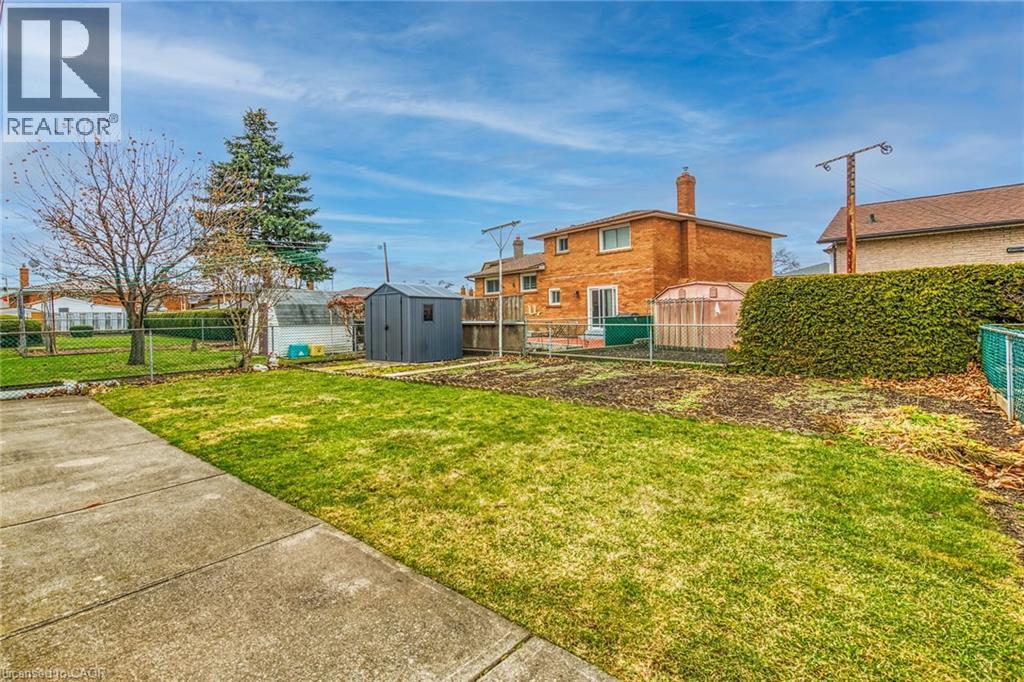 15 Fairington Crescent, Hamilton, Ontario  L8E 3N3 - Photo 47 - 40812902