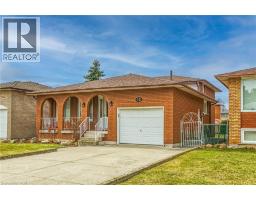 15 FAIRINGTON Crescent, Hamilton, Ontario