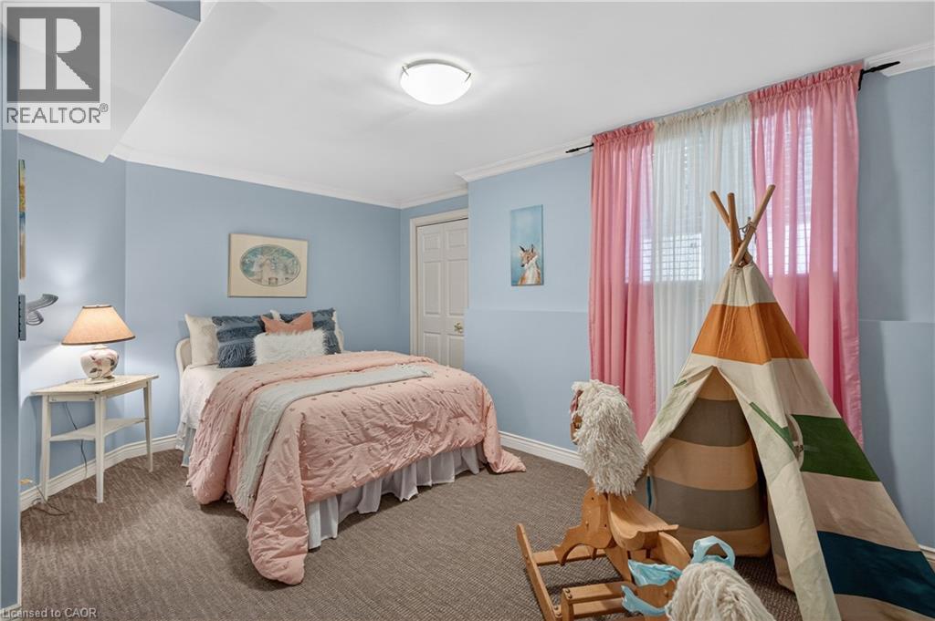 136 Grindstone Way, Waterdown, Ontario  L9H 7B8 - Photo 39 - 40812127