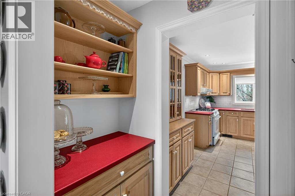 136 Grindstone Way, Waterdown, Ontario  L9H 7B8 - Photo 7 - 40812127