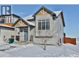 918 Greywolf Run N, Lethbridge, Alberta