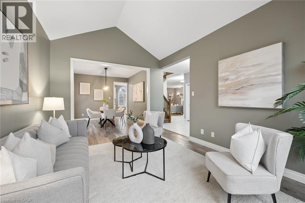 555 Sandbanks Crescent, Waterloo, Ontario  N2V 2K2 - Photo 4 - 40814136