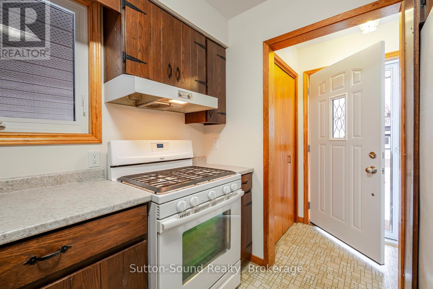 1754 6th Avenue E, Owen Sound, Ontario  N4K 2V8 - Photo 9 - X12913276