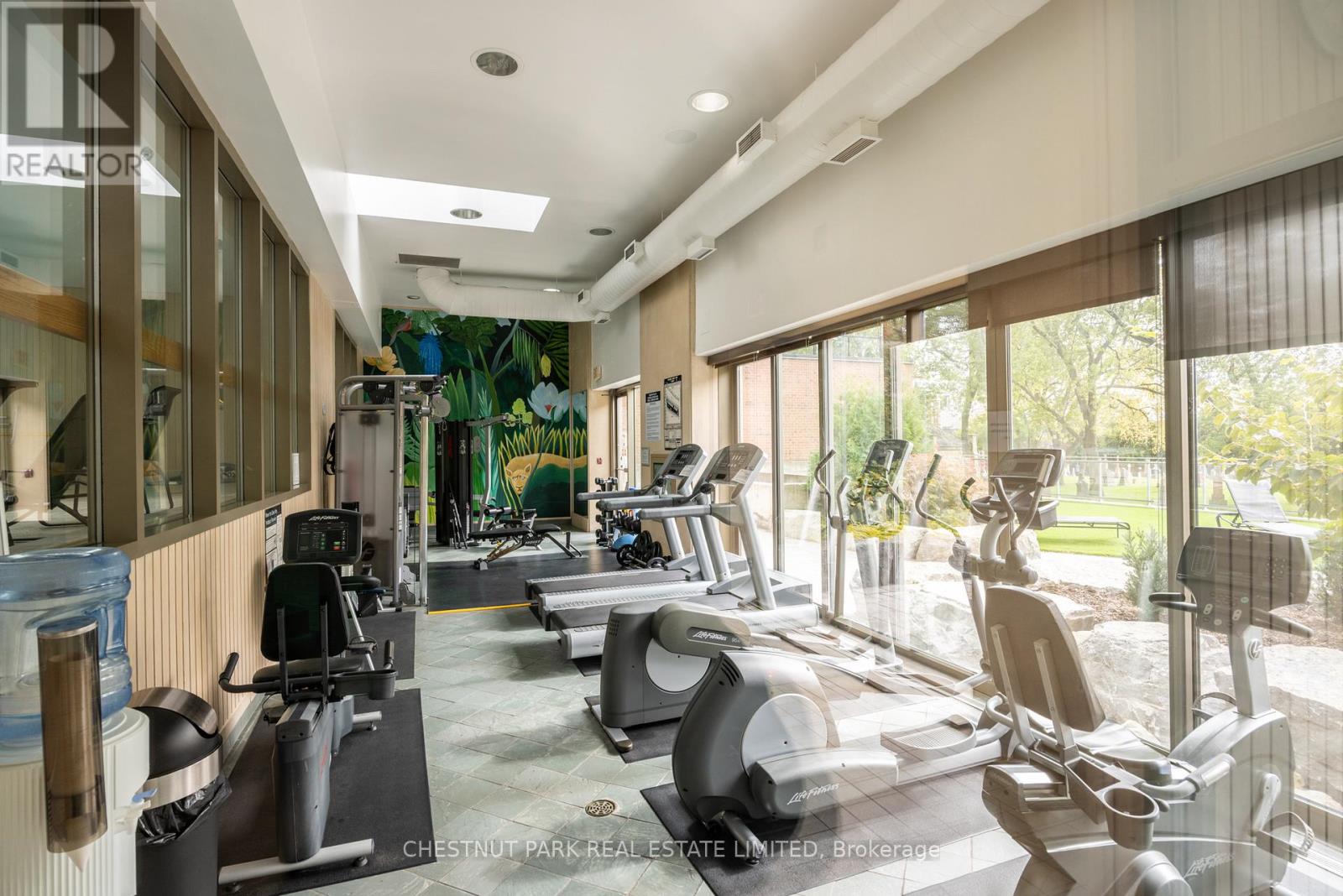 Suite 1002 - 63 St Clair Avenue W, Toronto (Yonge-St. Clair), Ontario  M4V 2Y9 - Photo 26 - C12913192