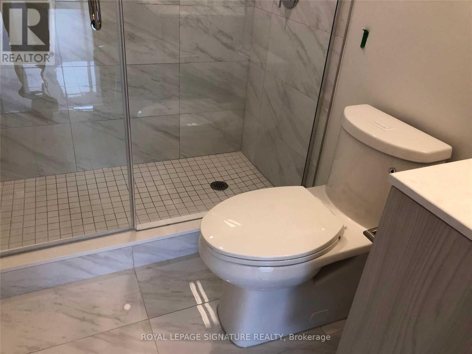 622 - 15 Queens Quay E, Toronto, Ontario  M5E 0C5 - Photo 8 - C12913194