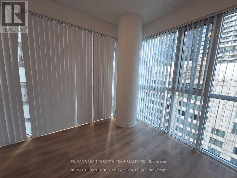 2213 - 87 Peter Street, Toronto (Waterfront Communities), Ontario  M5V 0P1 - Photo 8 - C12913232