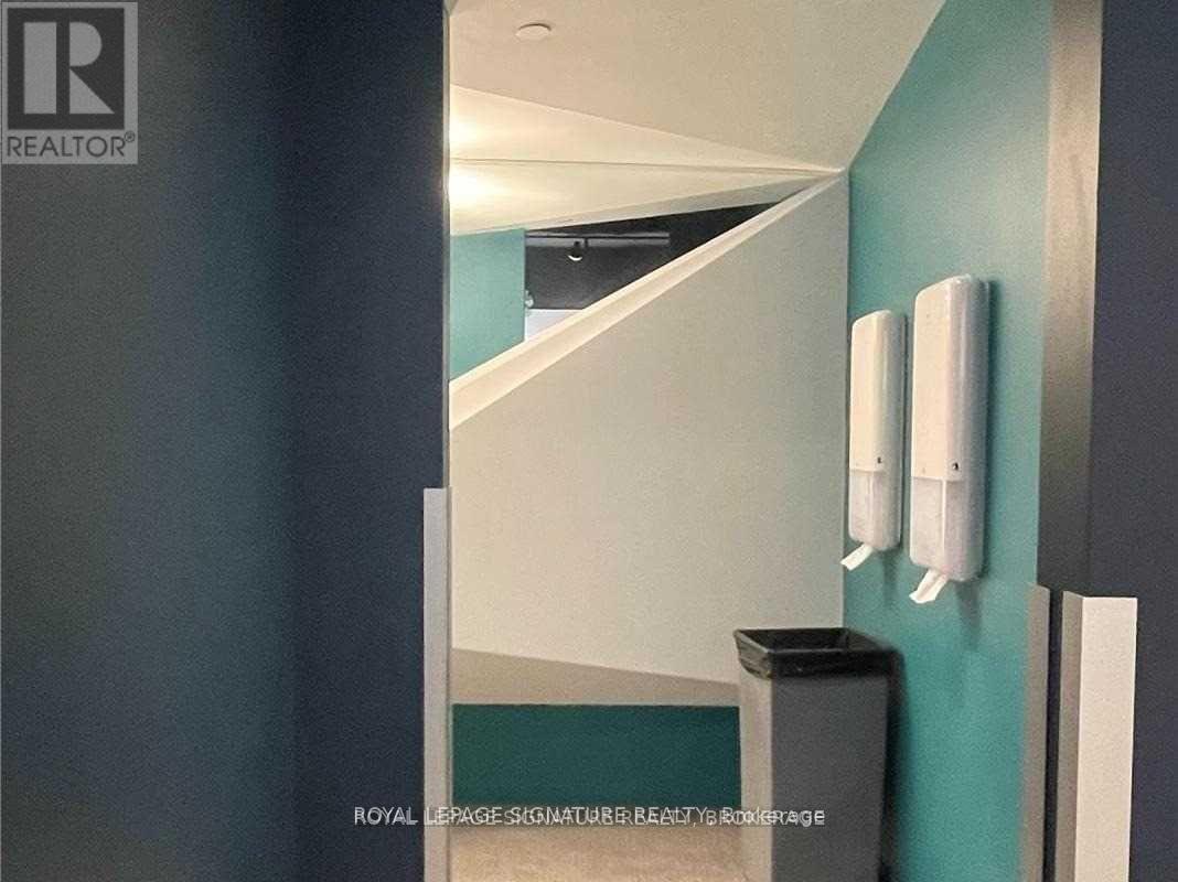 269 - 6 Sakura Way, Toronto (Banbury-Don Mills), Ontario  M3C 1Z5 - Photo 6 - C12913270