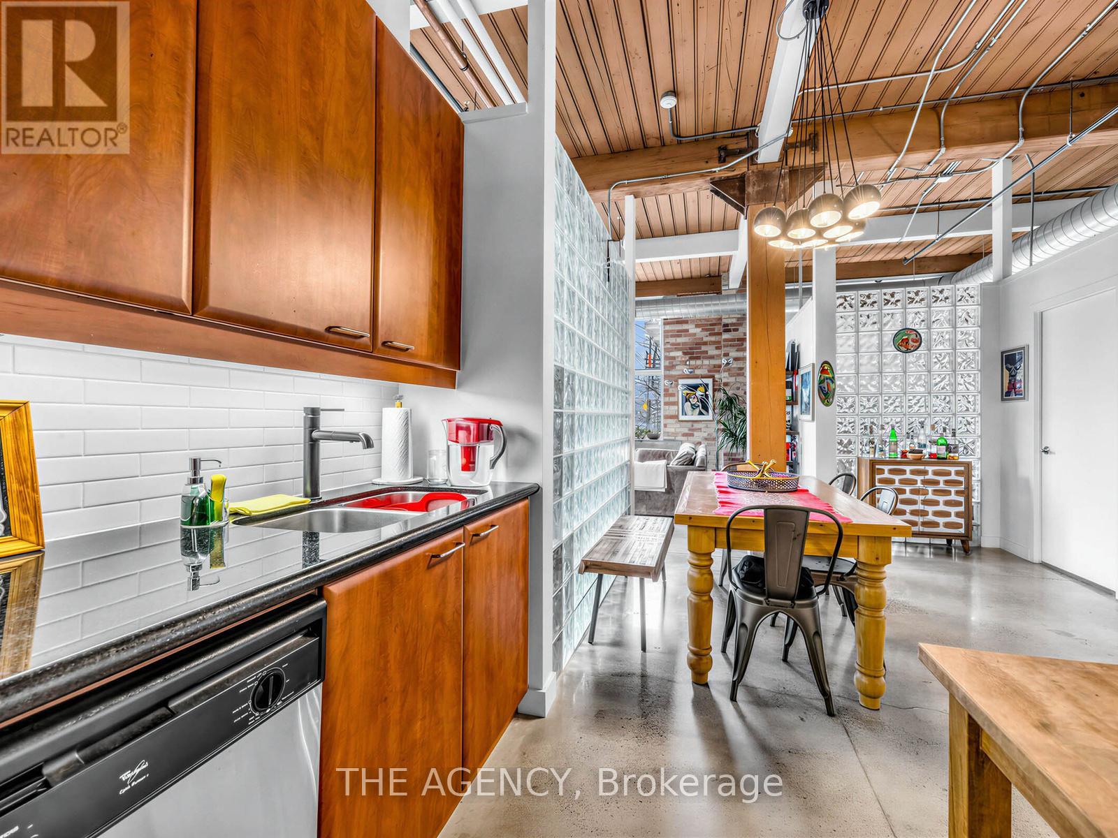 214 - 955 Queen Street W, Toronto (Niagara), Ontario  M6J 3X5 - Photo 2 - C12913304