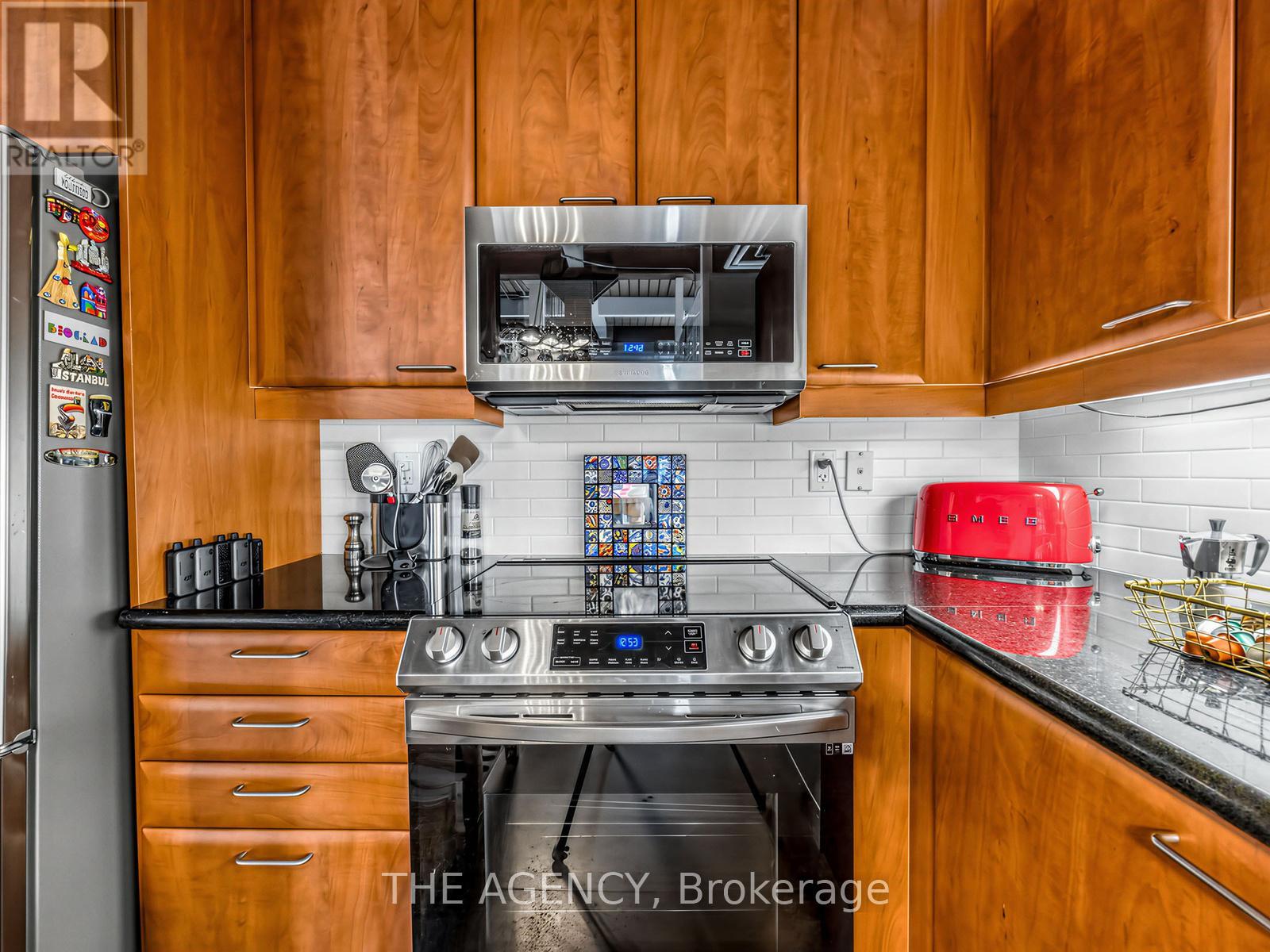 214 - 955 Queen Street W, Toronto (Niagara), Ontario  M6J 3X5 - Photo 3 - C12913304