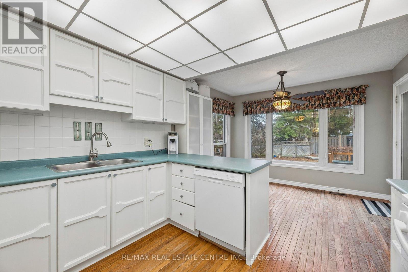 325 Aztec Drive, Oshawa, Ontario  L1J 7T4 - Photo 15 - E12913218