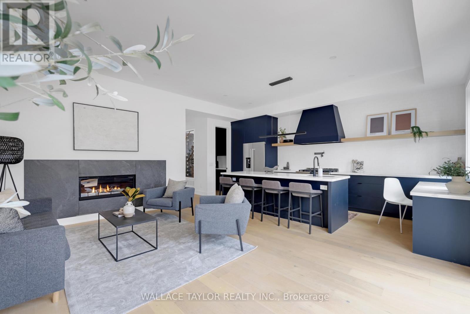 13 Knight Street, Toronto (Danforth Village-East York), Ontario  M4C 3K8 - Photo 14 - E12913328