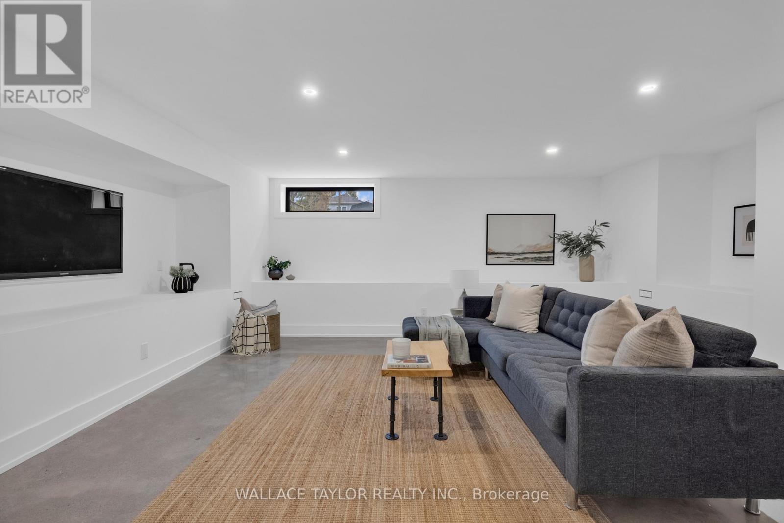 13 Knight Street, Toronto (Danforth Village-East York), Ontario  M4C 3K8 - Photo 35 - E12913328