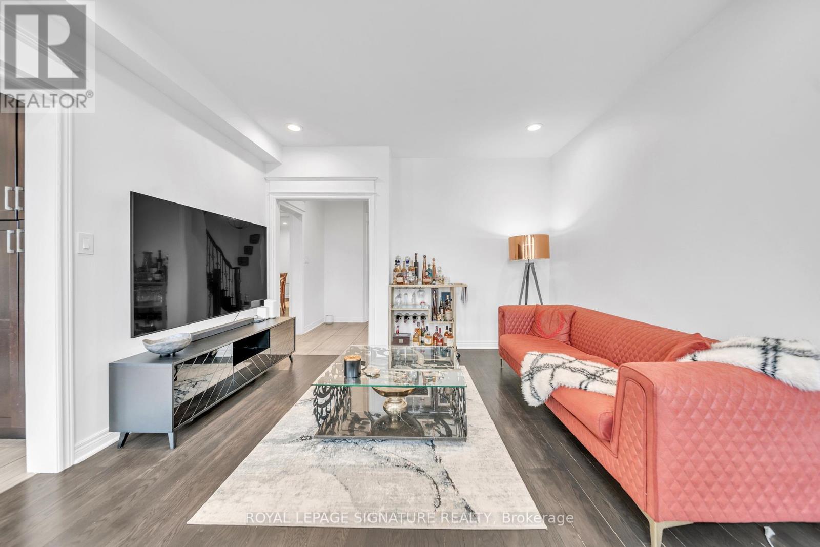 406 Hewitt Circle, Newmarket (Summerhill Estates), Ontario  L3X 2L8 - Photo 12 - N12913216