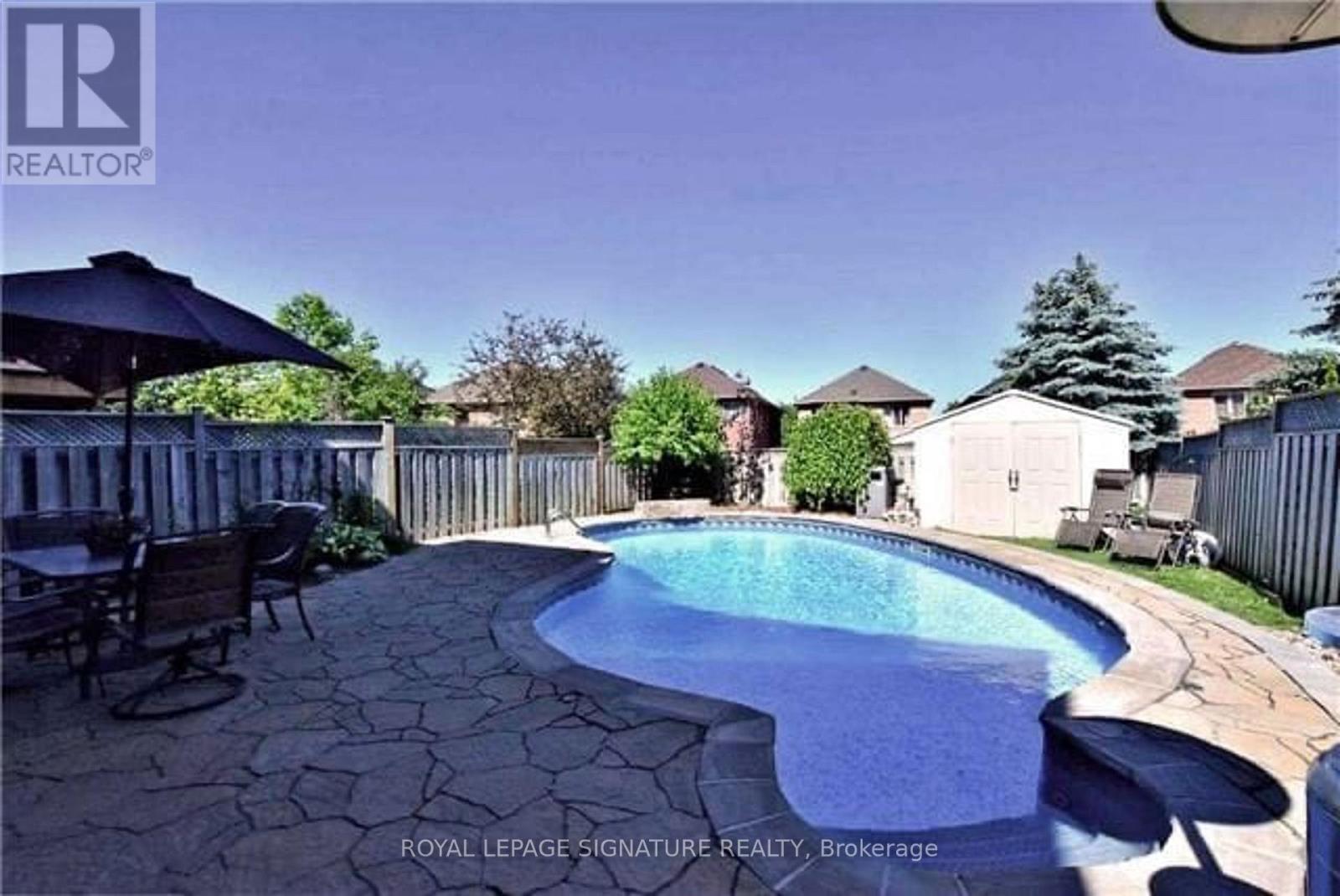 406 Hewitt Circle, Newmarket (Summerhill Estates), Ontario  L3X 2L8 - Photo 48 - N12913216