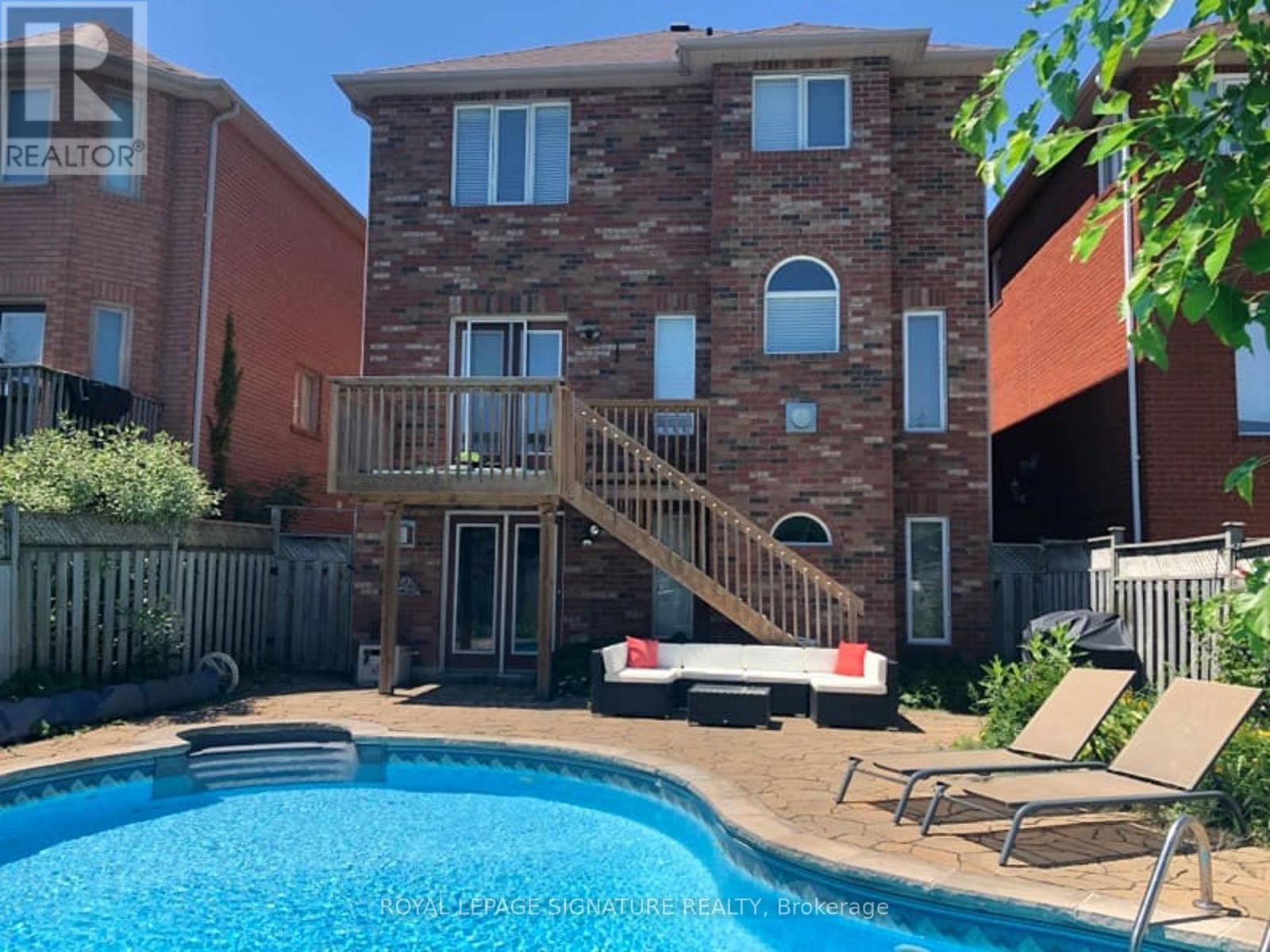 406 Hewitt Circle, Newmarket (Summerhill Estates), Ontario  L3X 2L8 - Photo 49 - N12913216