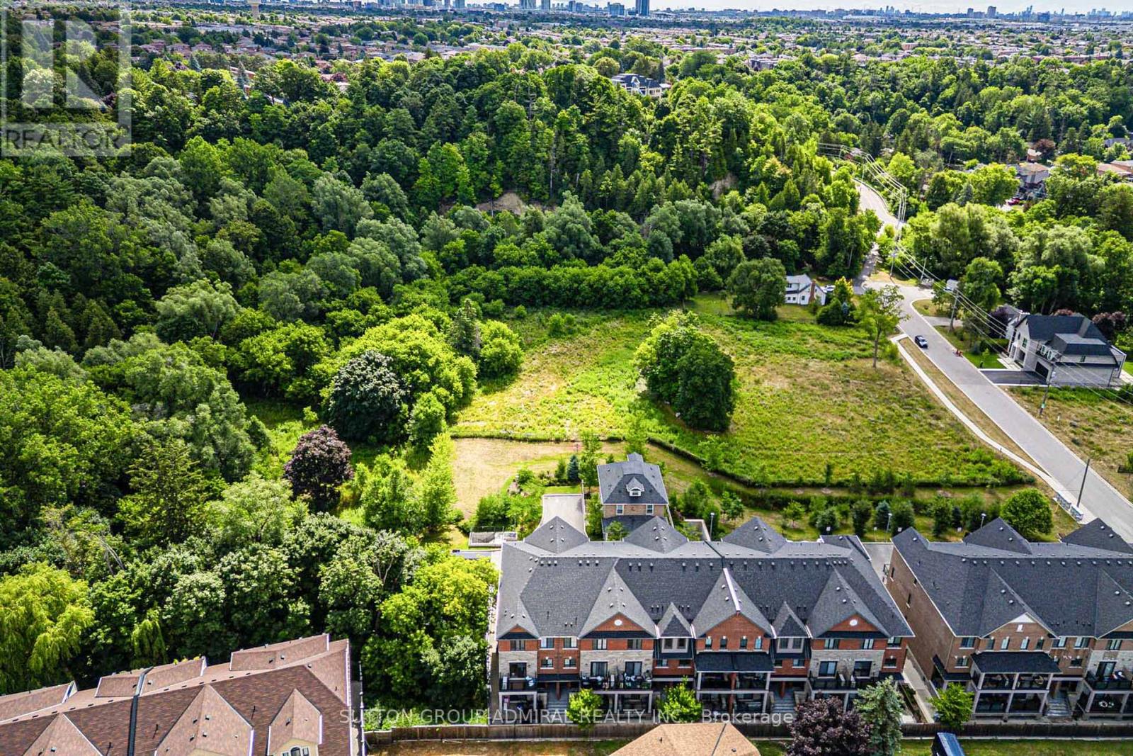 3 - 196 Pine Grove Road, Vaughan, Ontario  L4L 0H8 - Photo 29 - N12913258