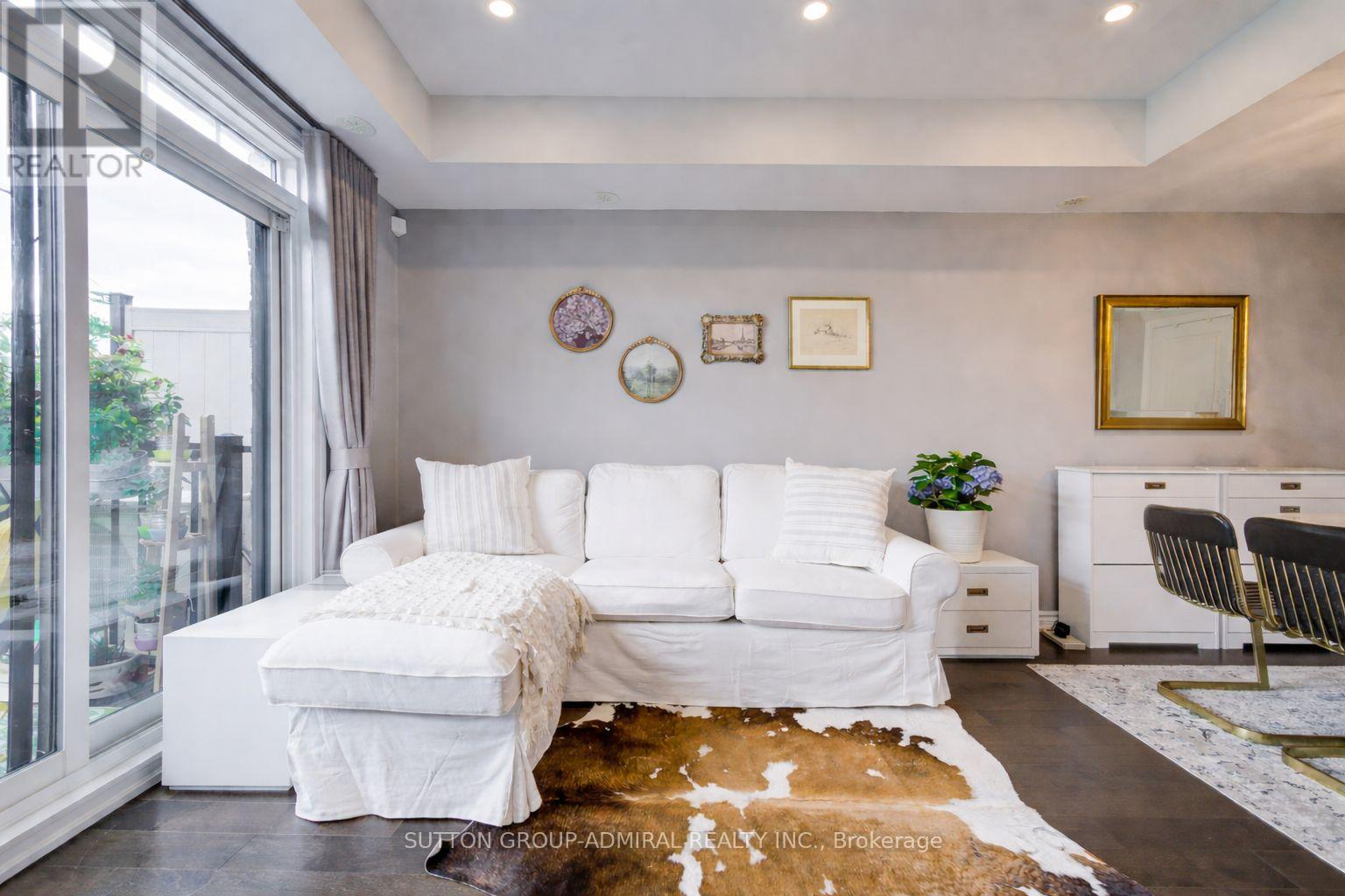 3 - 196 Pine Grove Road, Vaughan, Ontario  L4L 0H8 - Photo 5 - N12913258