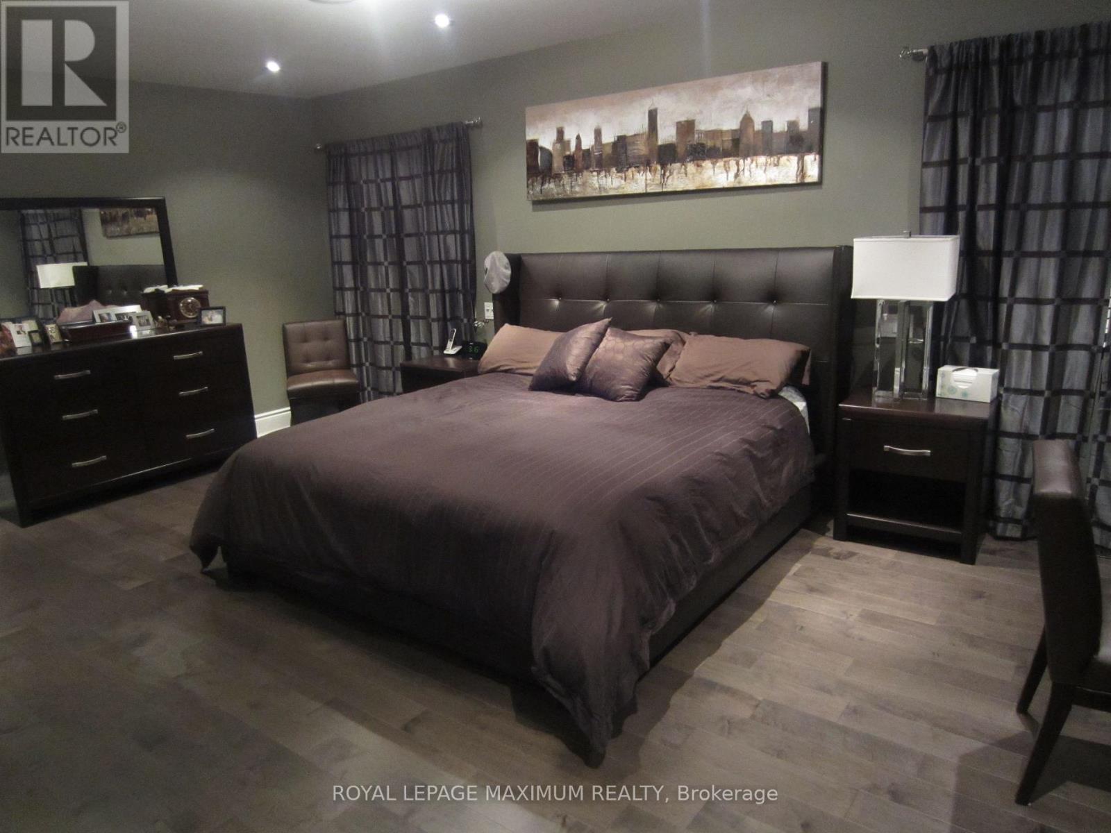 16 Orion Avenue, Vaughan (Vellore Village), Ontario  L4H 0B3 - Photo 15 - N12913390