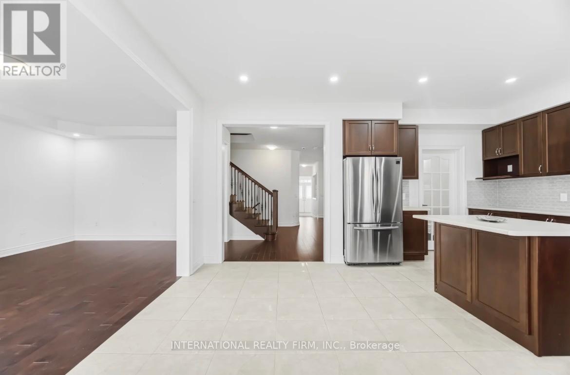 221 Etheridge Avenue N, Milton, Ontario  L9E 1H6 - Photo 14 - W12912908