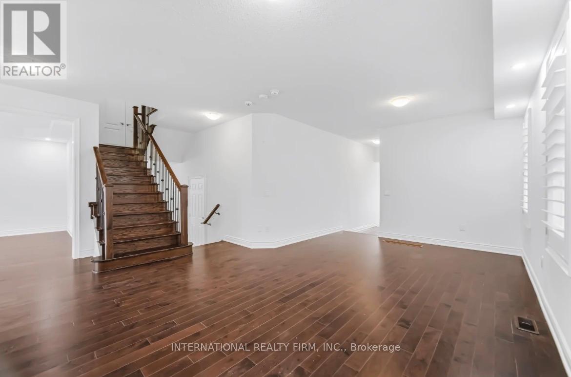 221 Etheridge Avenue N, Milton, Ontario  L9E 1H6 - Photo 8 - W12912908