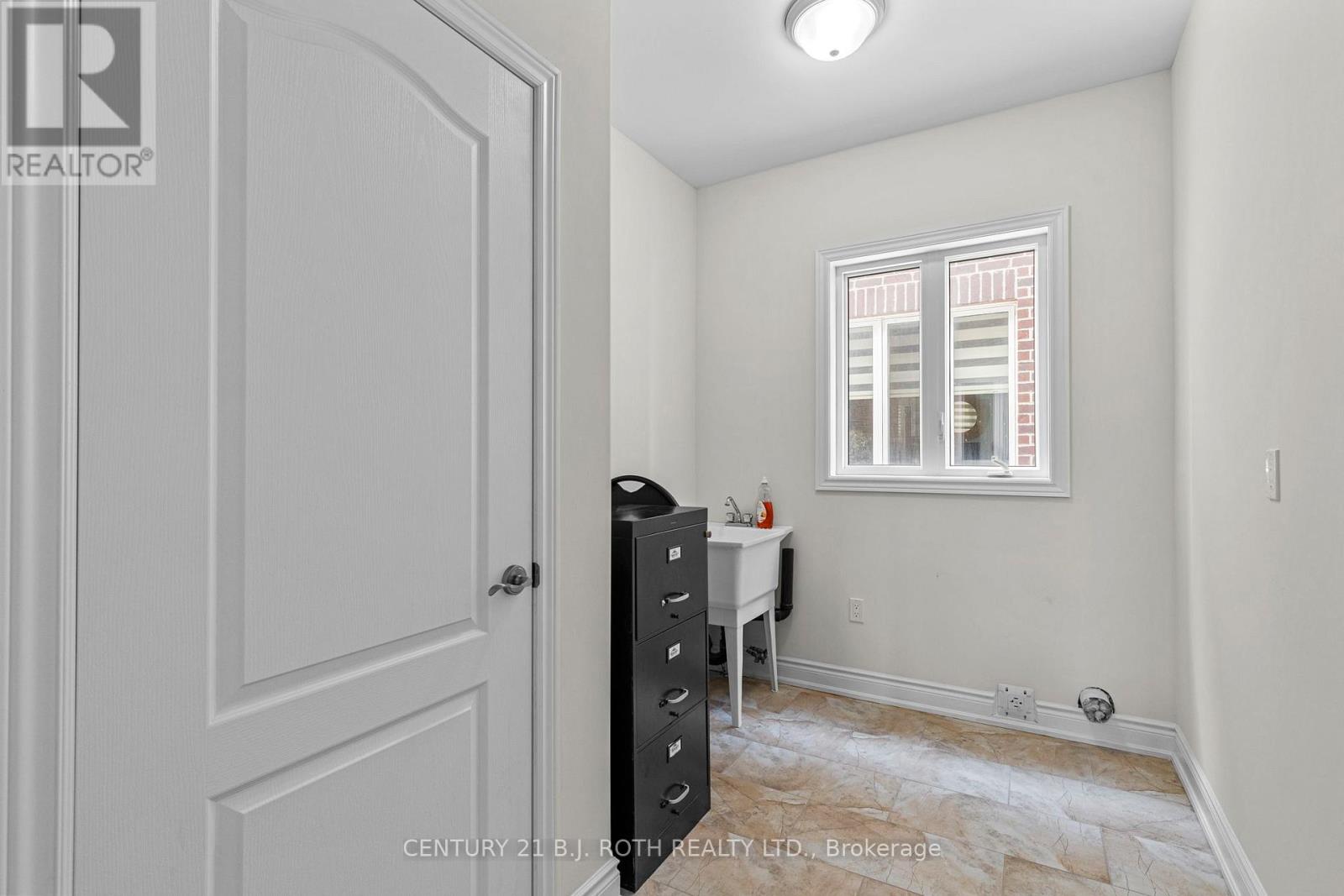 2978 Annalysse Drive, Orillia, Ontario  L3V 8J5 - Photo 13 - S12913360