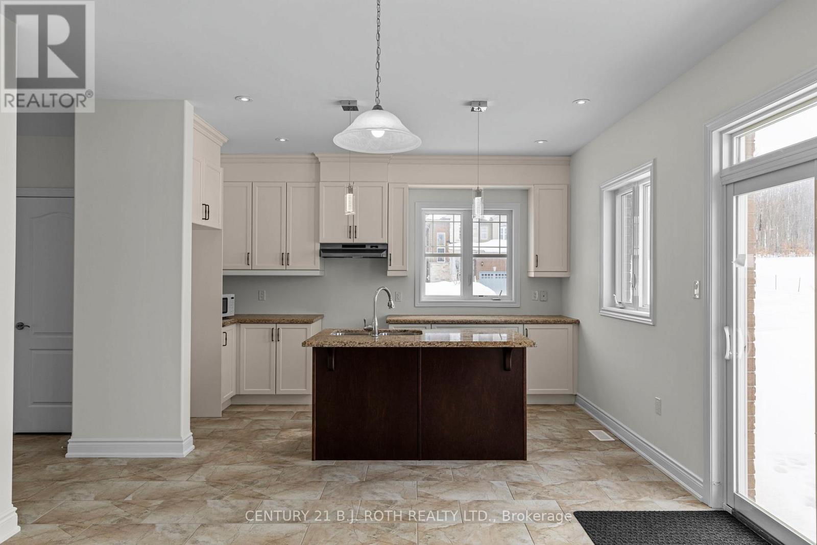 2978 Annalysse Drive, Orillia, Ontario  L3V 8J5 - Photo 5 - S12913360