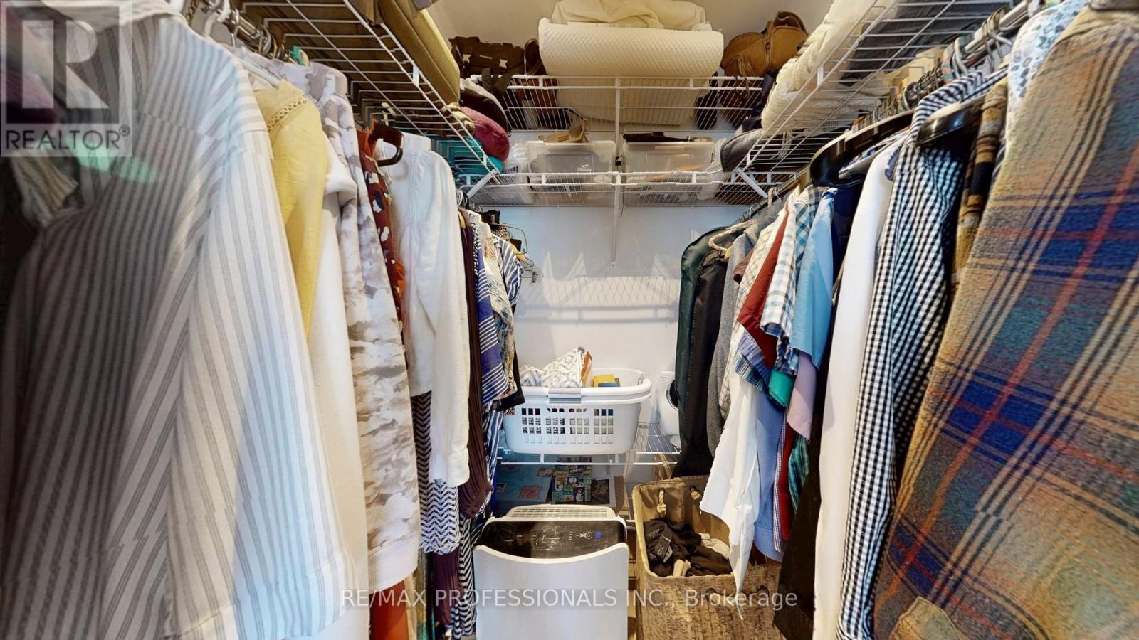 9 Ludlow Avenue, Toronto, Ontario  M8Z 3S7 - Photo 12 - W12913228