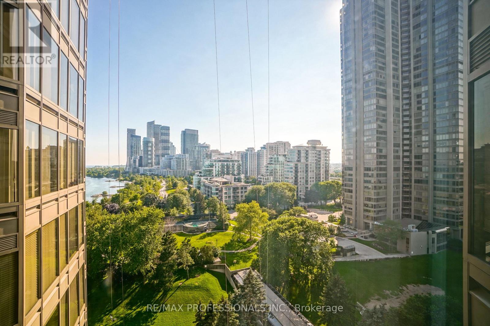 1108 - 1 Palace Pier Court, Toronto, Ontario  M8V 3W9 - Photo 20 - W12913268