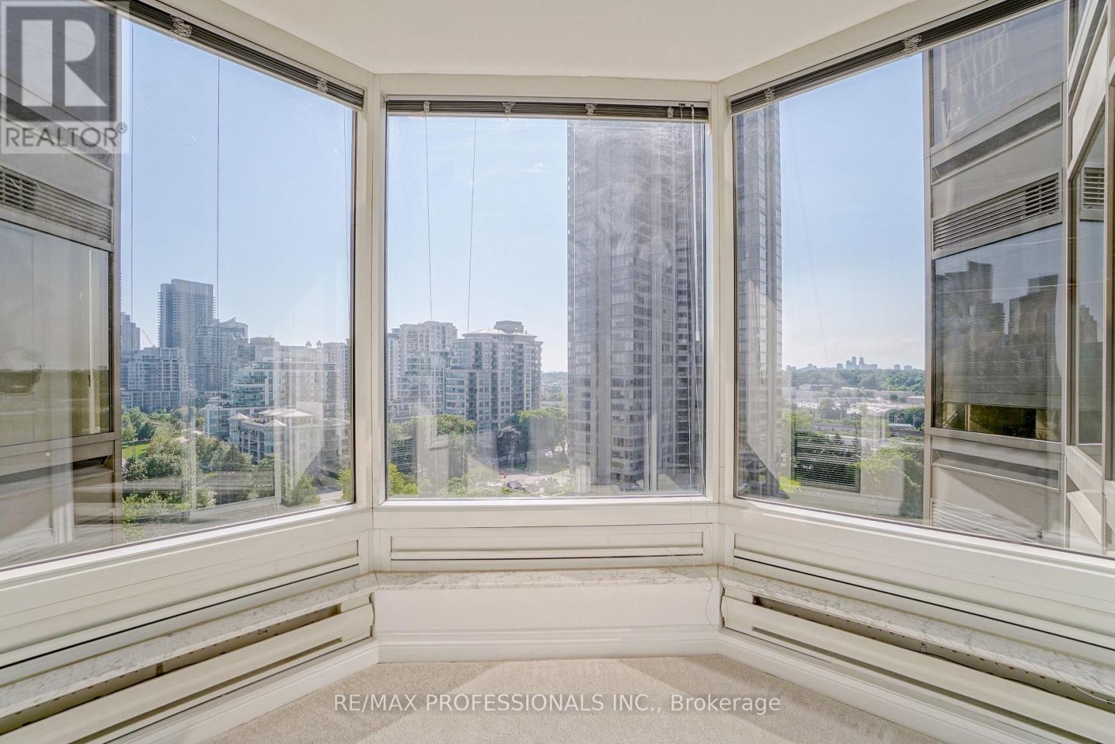 1108 - 1 Palace Pier Court, Toronto, Ontario  M8V 3W9 - Photo 29 - W12913268