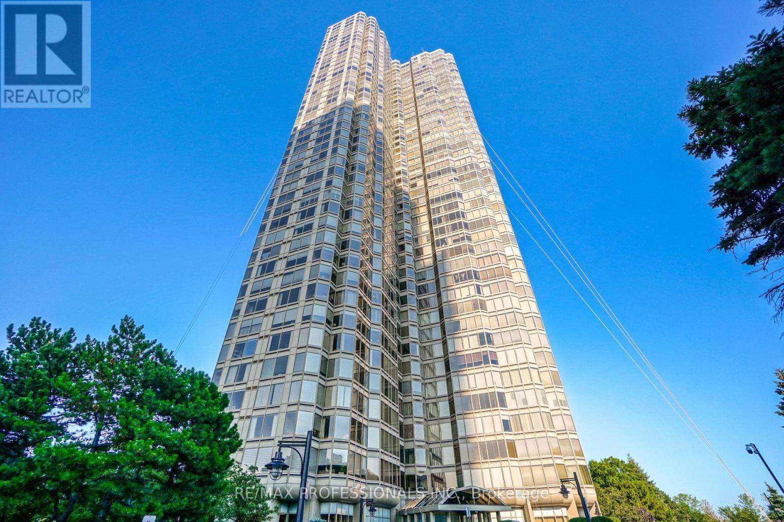 1108 - 1 Palace Pier Court, Toronto, Ontario  M8V 3W9 - Photo 3 - W12913268