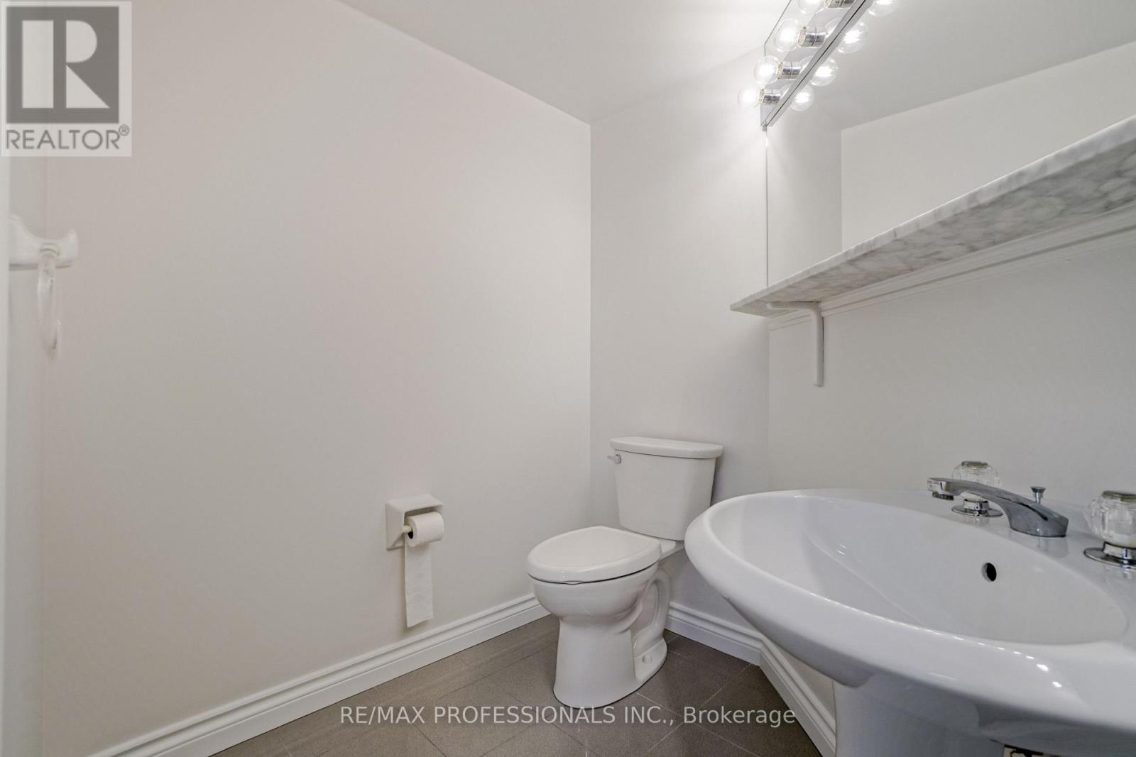 1108 - 1 Palace Pier Court, Toronto, Ontario  M8V 3W9 - Photo 30 - W12913268