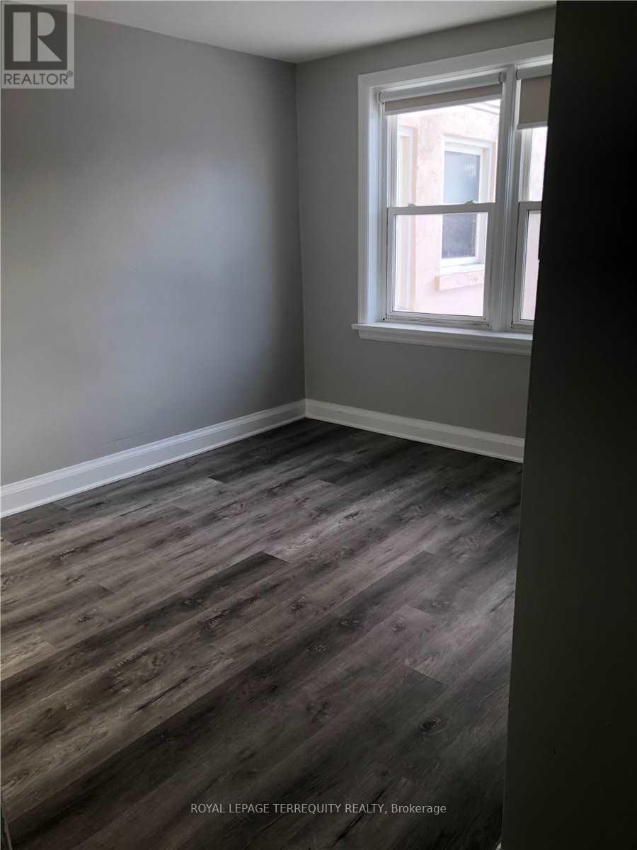 4 - 15 John Street, Halton Hills, Ontario  L7G 2J6 - Photo 5 - W12913322