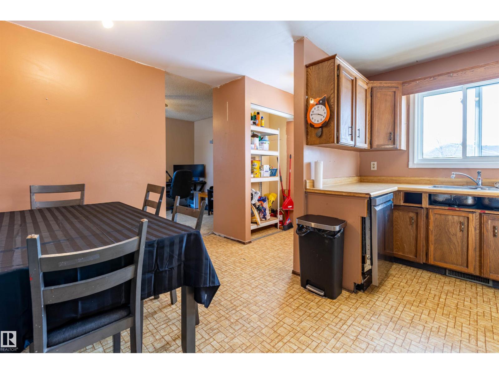 207 Grandin Dr, Morinville, Alberta  T8R 1H5 - Photo 13 - E4478774