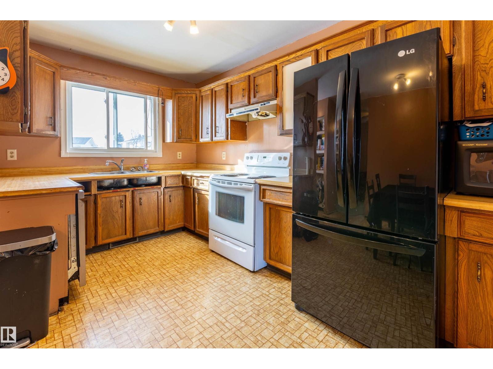 207 Grandin Dr, Morinville, Alberta  T8R 1H5 - Photo 16 - E4478774