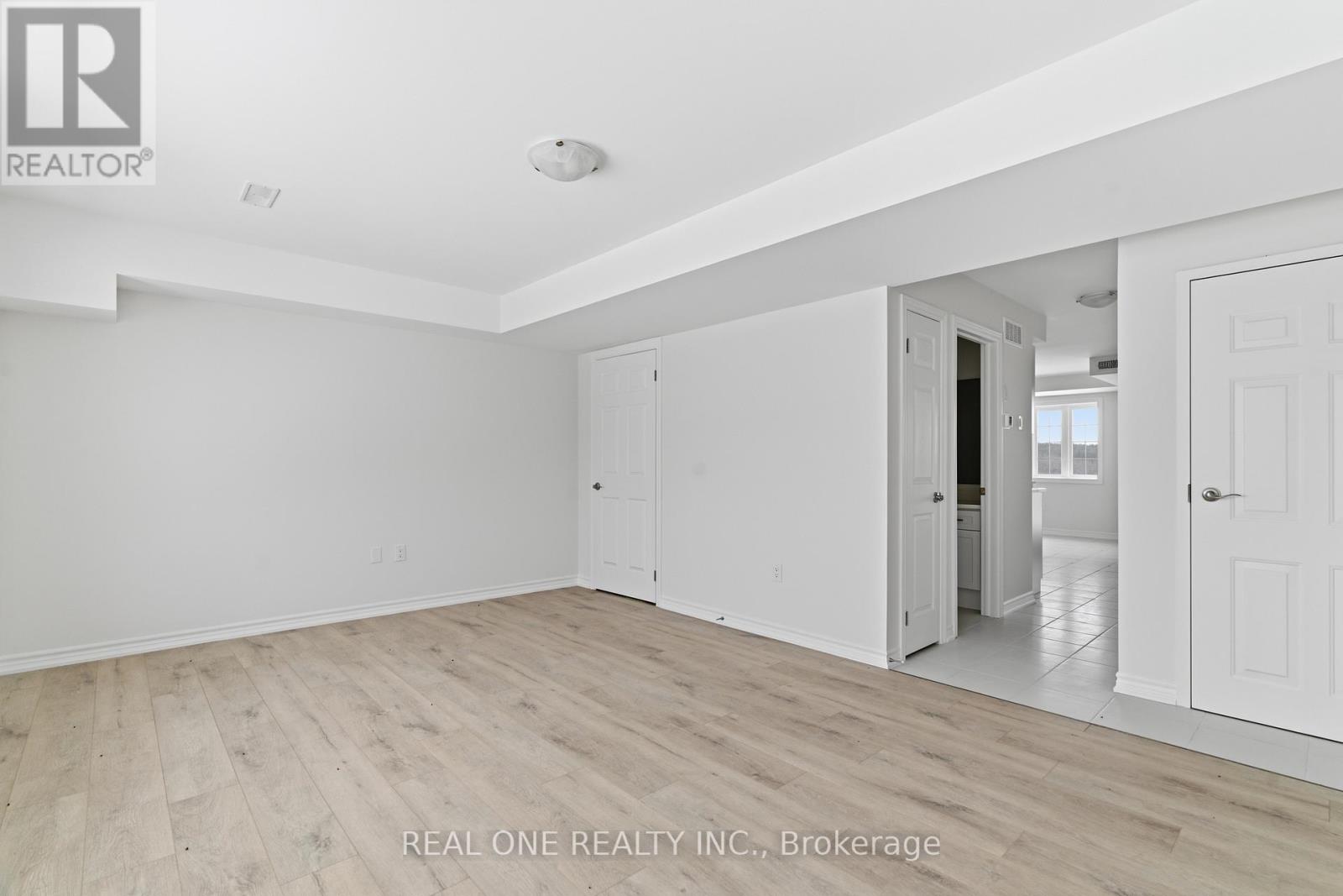 33a - 85 Mullin Drive, Guelph, Ontario  N1E 0R4 - Photo 2 - X12913206