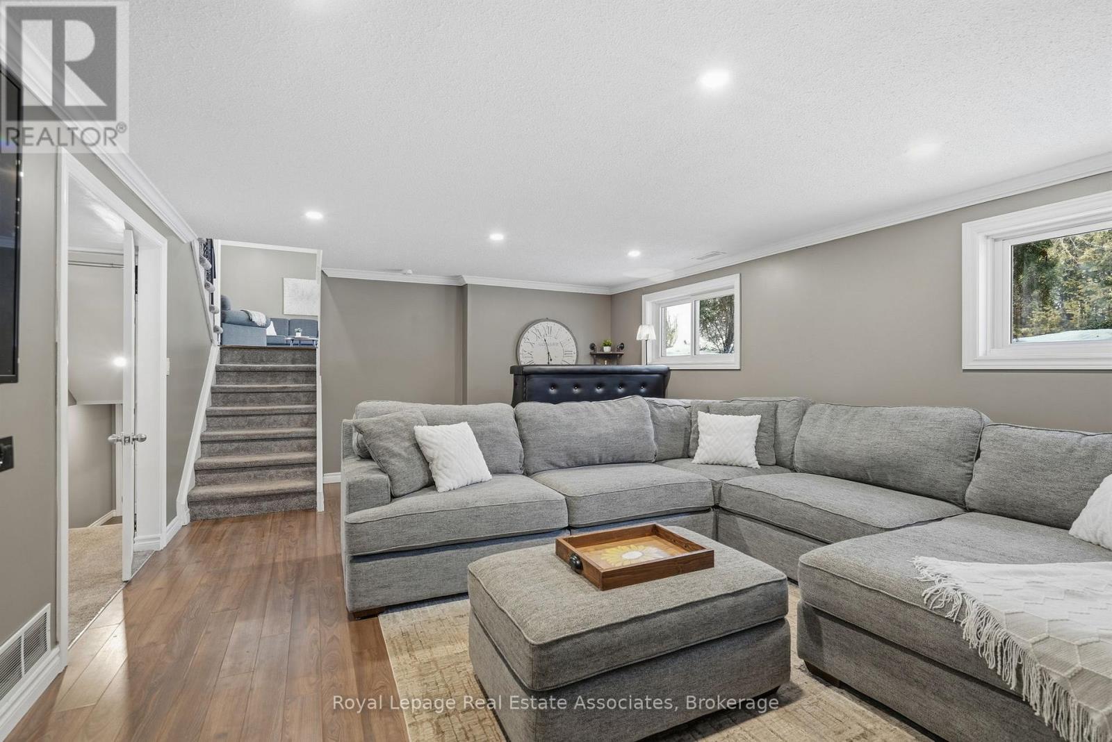 3 Tynedale Court, Hamilton, Ontario  L0R 1H3 - Photo 19 - X12913348