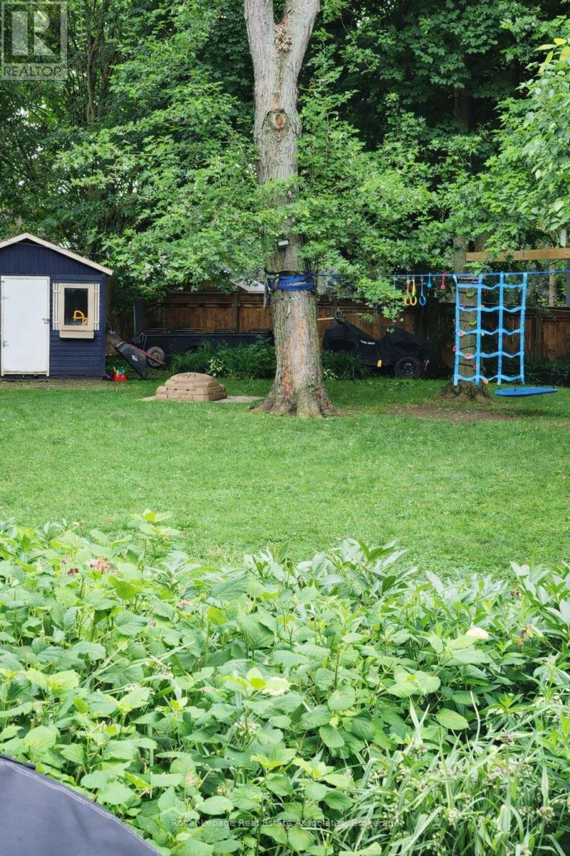 3 Tynedale Court, Hamilton, Ontario  L0R 1H3 - Photo 34 - X12913348