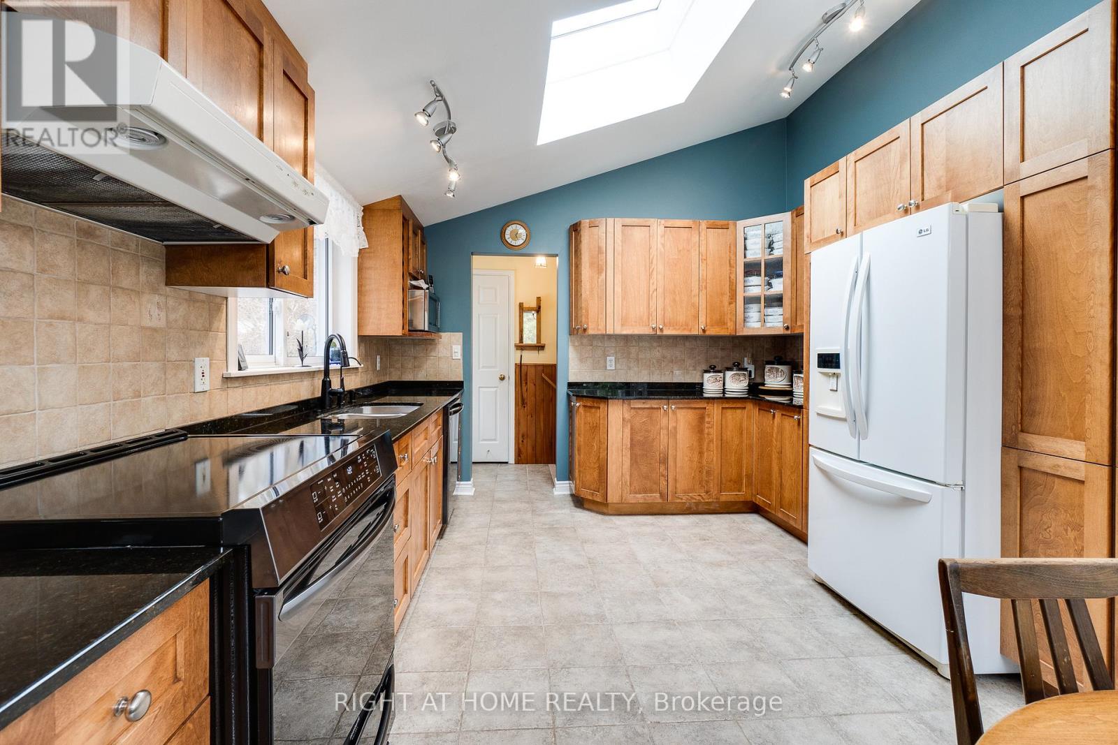 9632 County 10 Road, Port Hope, Ontario  L0A 1B0 - Photo 11 - X12913380