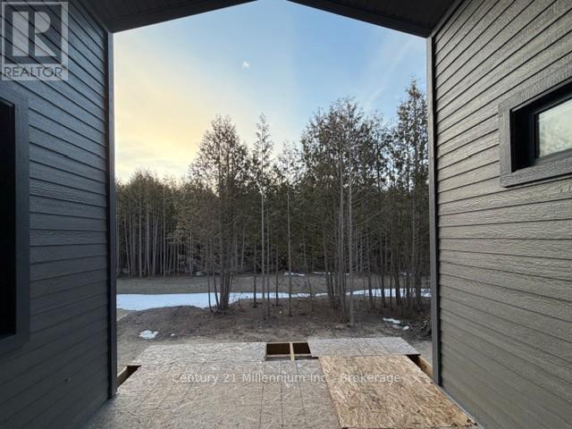 15 Grenville Street N, Saugeen Shores, Ontario  N0H 2L0 - Photo 4 - X12568882