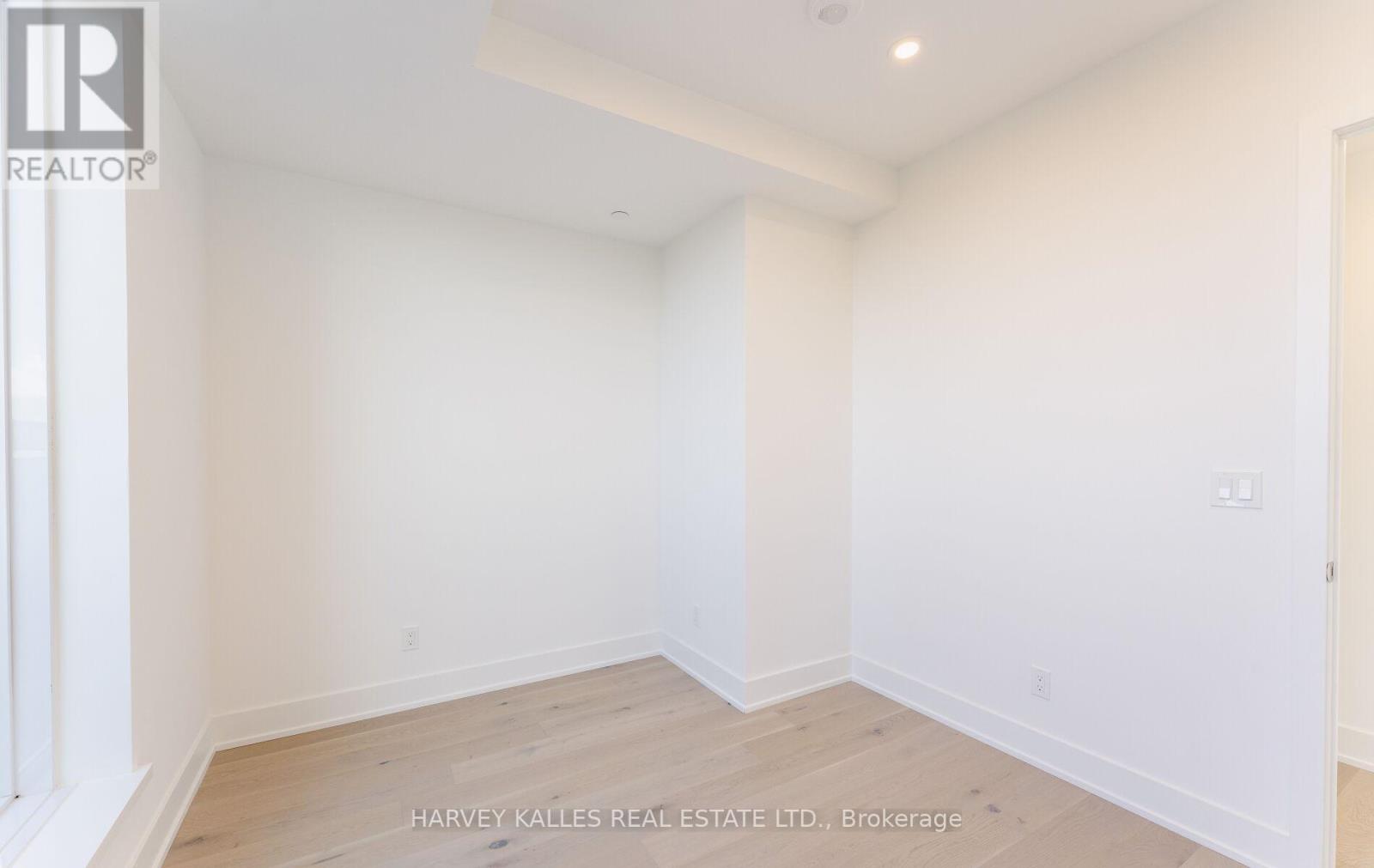 Ph1 - 8 Manor Road W, Toronto (Yonge-Eglinton), Ontario  M4S 2A5 - Photo 16 - C12913308