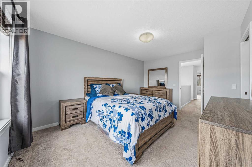 211 Fireside Drive, Cochrane, Alberta  T4C 2L4 - Photo 18 - A2295447