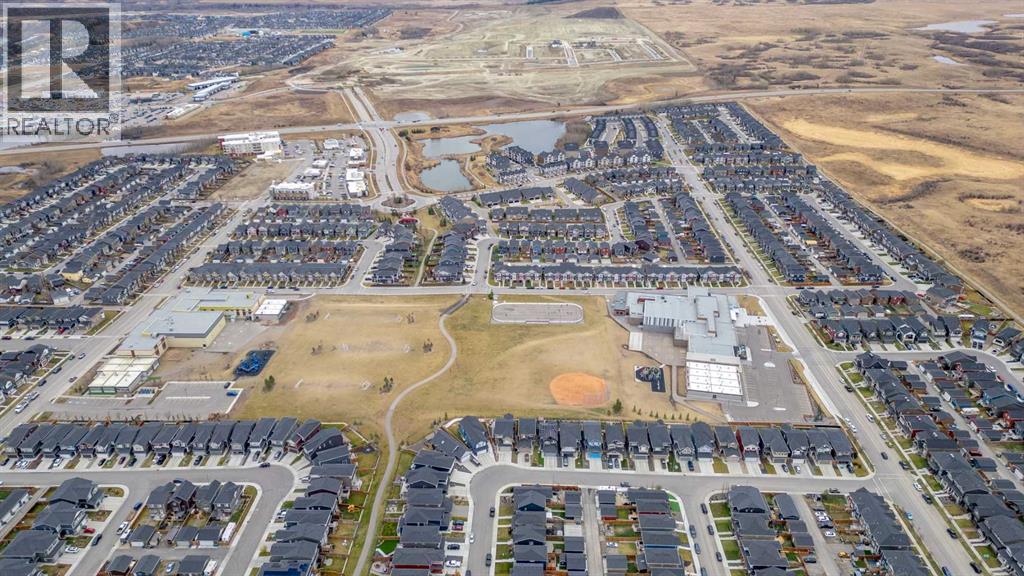 211 Fireside Drive, Cochrane, Alberta  T4C 2L4 - Photo 35 - A2295447