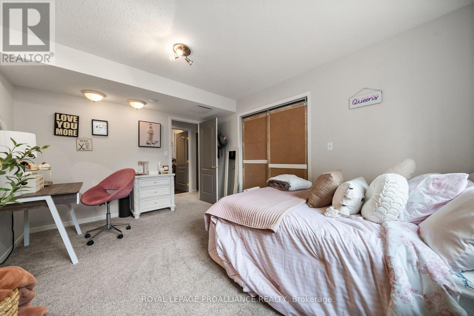 9 Spruce Gardens, Belleville, Ontario  K8N 5W3 - Photo 40 - X12797344