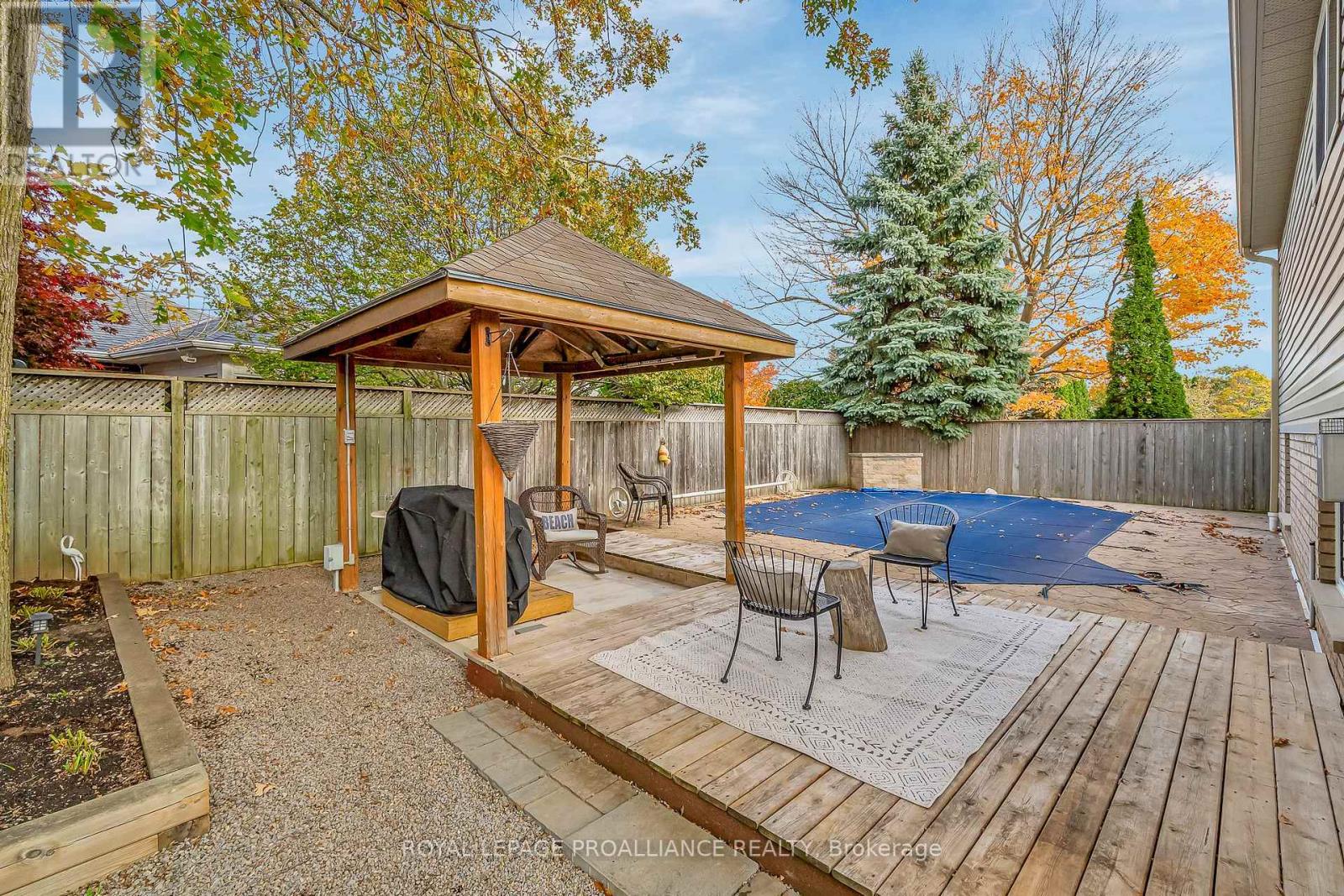 9 Spruce Gardens, Belleville, Ontario  K8N 5W3 - Photo 42 - X12797344