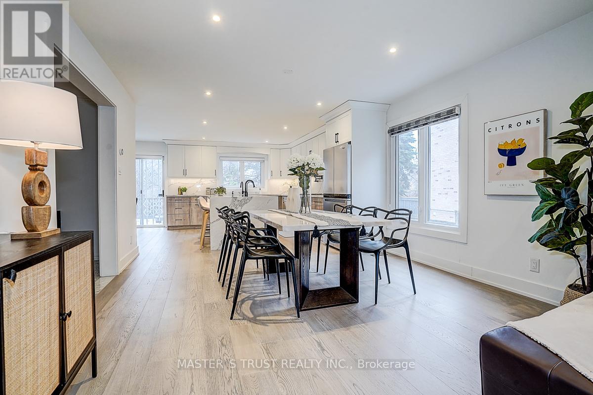 10 Melchior Crescent, Markham, Ontario  L3R 8Z6 - Photo 12 - N12910796