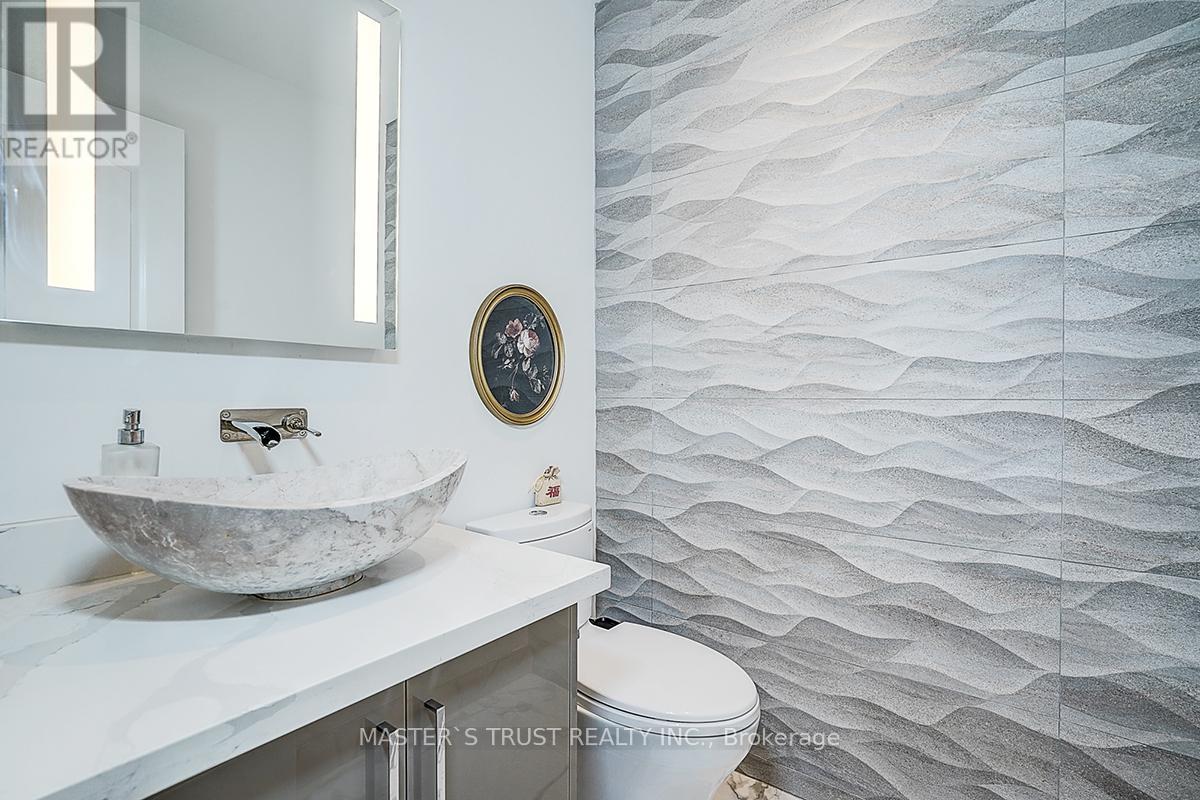 10 Melchior Crescent, Markham, Ontario  L3R 8Z6 - Photo 26 - N12910796